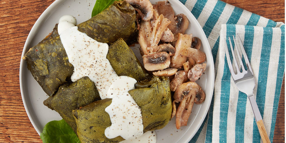 Ricetta Crespelle verdi ripiene di funghi e salamella